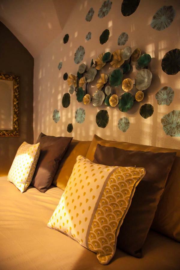 Central Home Catania By Sicily In Home Exterior photo